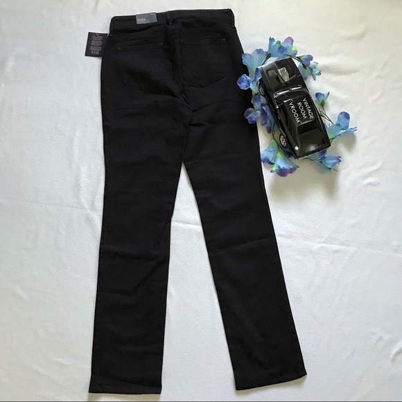 NYDJ NWT Black Marilyn Straight Leg Jeans Women Size 4 - Picture 5 of 10